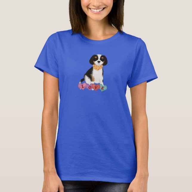 Tri Cavalier Kung Charles Spaniel Valentine  T Shirt (Framsida)