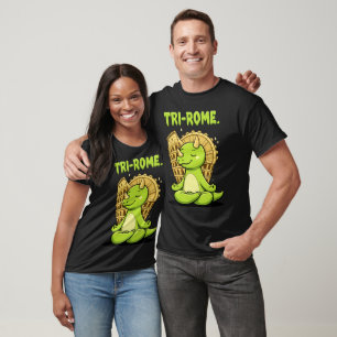 Tri-Rome Zen Triceratops: Söt dinosaurie-yoga vid T Shirt