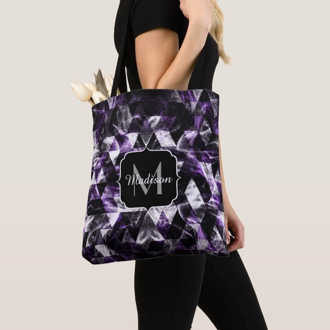 Triangel Geometric Lila Smoky Galaxy Monogram Tygkasse (Närbild)