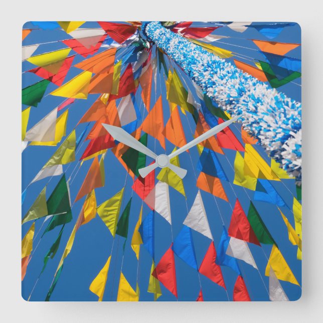 Triangelns Flagga, Dekoration Fyrkantig Klocka (Framsida)