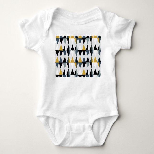 Trianglar: Modern Vintage Geometric Mönster. T Shirt (Framsida)
