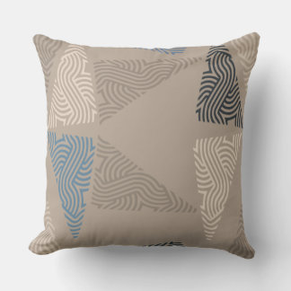 Triangle Mönster Cushions Kudde