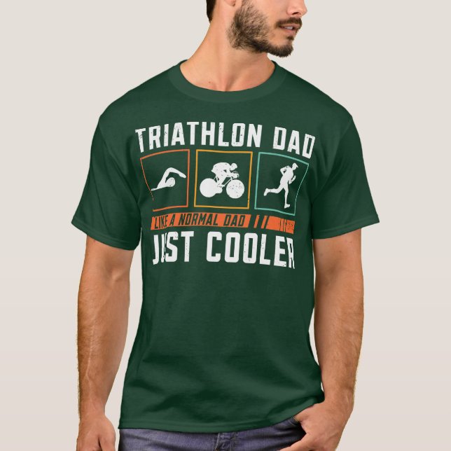 Triathlon Pappa Triathlon Idrottsman Simma Springa T Shirt (Framsida)