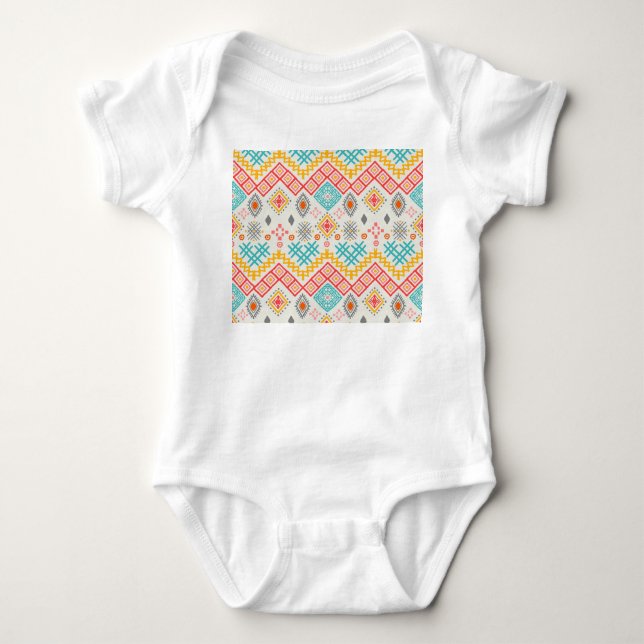 Tribal art: boho geometric print. t shirt (Framsida)