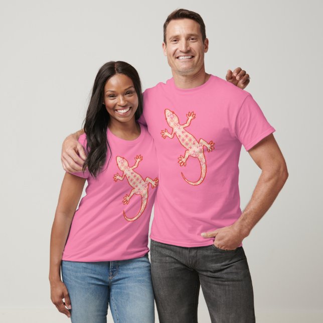 Tribal batik Gecko - rosa av korall och grädde T-shirt (Unisex)