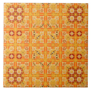 Tribal Batik - nyanser av bärnstensfärgad och brun Kakelplatta