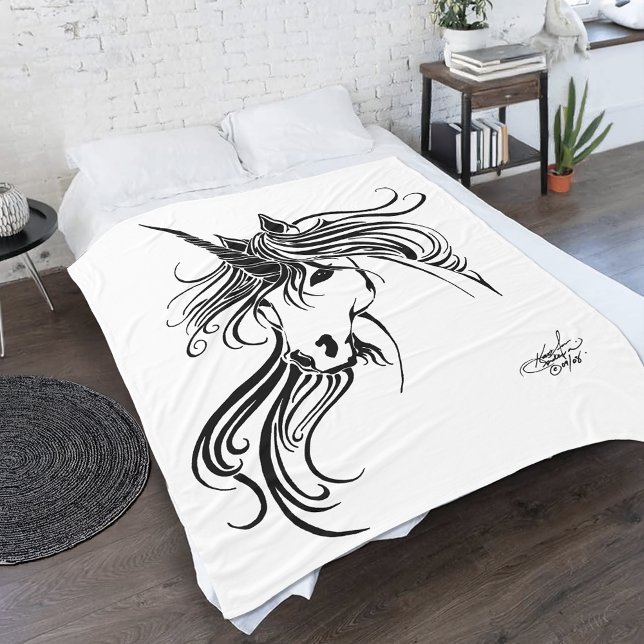 Tribal Black Bläck Unicorn Fleecefilt (Skapare uppladdad)