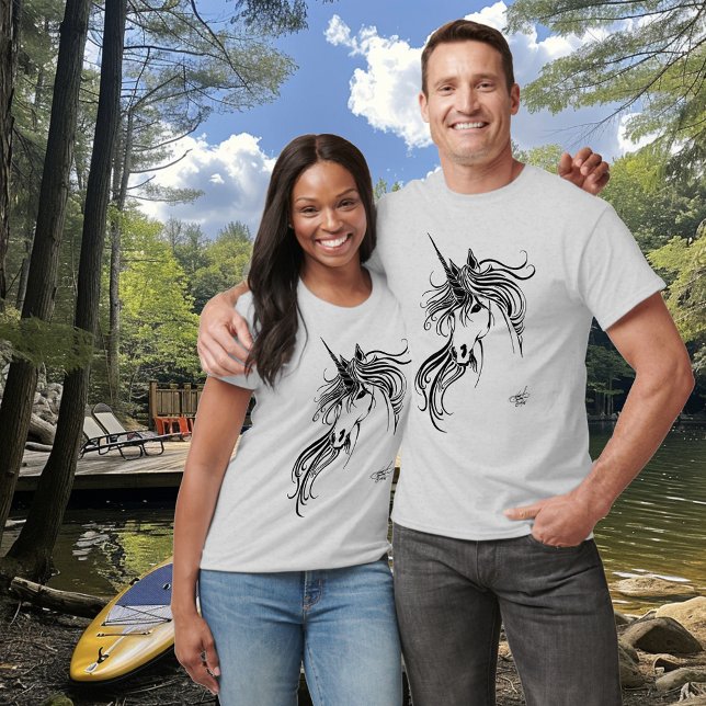 Tribal Black Bläck Unicorn T Shirt (Skapare uppladdad)