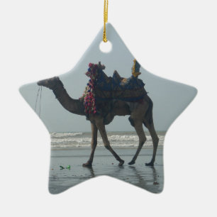 Tribal Camel Ride: God morgon Tide Sands & Sea Julgransprydnad Keramik
