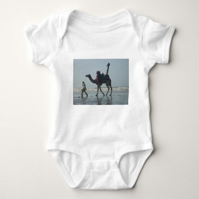 Tribal Camel Ride: God morgon Tide Sands & Sea T Shirt (Framsida)