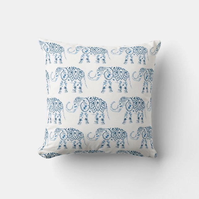 Tribal Elefant Blå Mandala på Vit Kudde (Framsida)