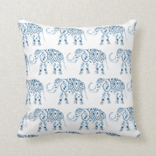 Tribal Elephant Blue Mandala on White Kudde