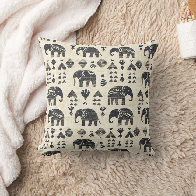 Tribal Elephant Boho Pattern (1) Kudde (Filt)