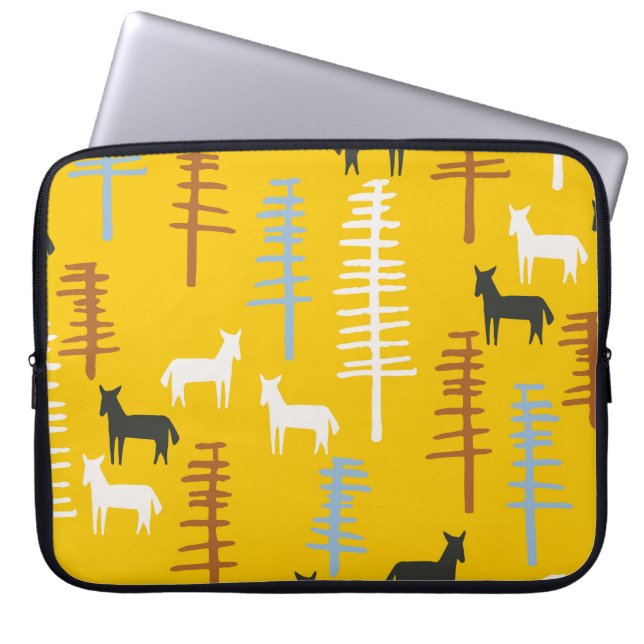 Tribal Horses: Forest Retro Seamless Laptop Fodral (Framsidan)