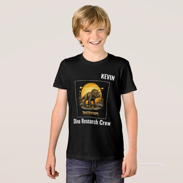 Triceratops Dinosaur Uråldrig Måne T Shirt (Skapare uppladdad)