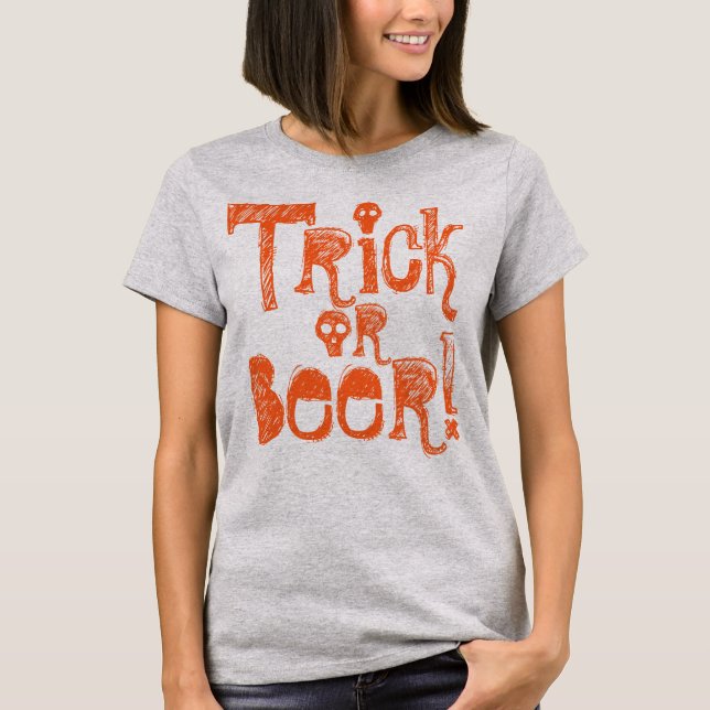 Trick eller Beer Roligt Halloween Slogan Tee (Framsida)