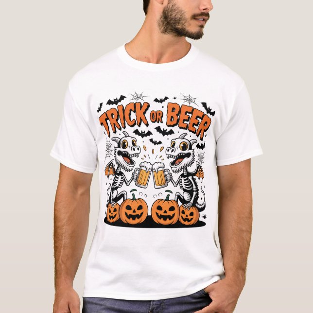 Trick eller Beer Skeleton Dragons Halloween Art T Shirt (Framsida)