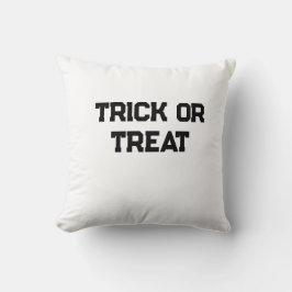 Trick eller. Behandla Halloween-skämt, svart, enke Kudde