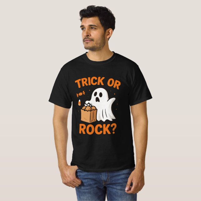 Trick eller Rock Rollig Halloween T-Shirt (Hel framsida)