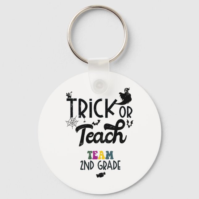 Trick eller teach andra Klass 2:a Klass Halloween  Nyckelring (Framsida)