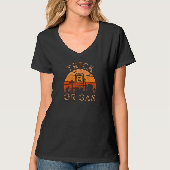 Trick Or Gas  Halloween Costume 2022 T Shirt (Framsida)