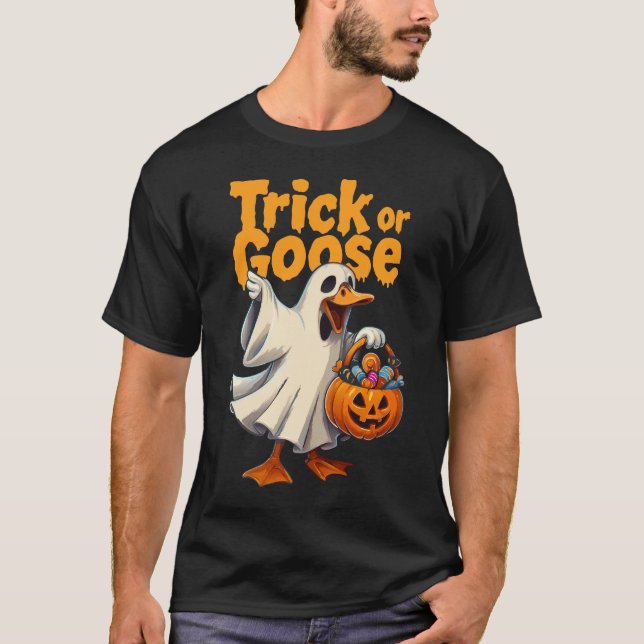 Trick or Goose Halloween Goose T Shirt (Framsida)