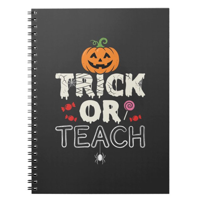 Trick or Teach Halloween Lärare Design (2)_1 Anteckningsbok (Framsidan)