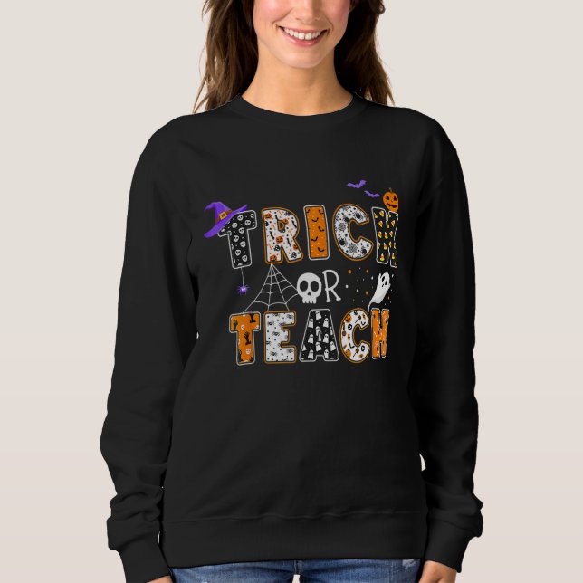 Trick Or Teach Teacher Halloween Costume Boo Spook T Shirt (Framsida)