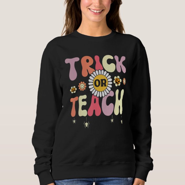 Trick Or Teach   Teacher Halloween Costume T Shirt (Framsida)