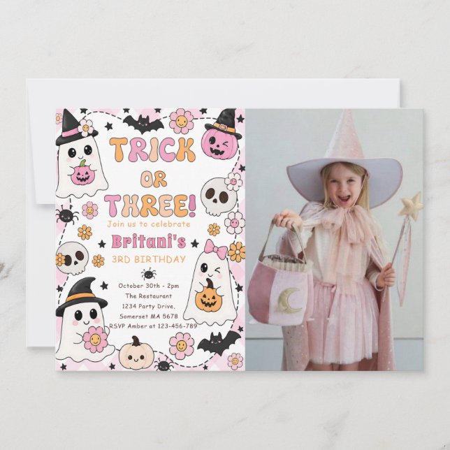 Trick or Three Halloween 3-års födelsedagsfest Söt Inbjudningar (Framsida)