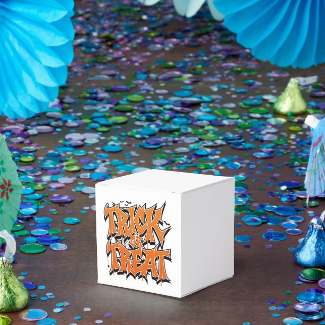 Trick Or Treat Graffiti Presentaskar (Part)