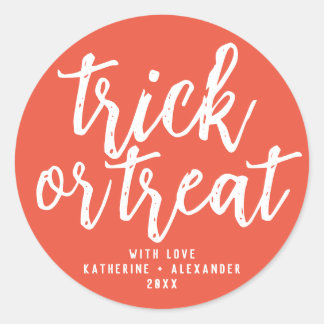 Trick Or Treat Modern Elegant Personligt Namn Runt Klistermärke