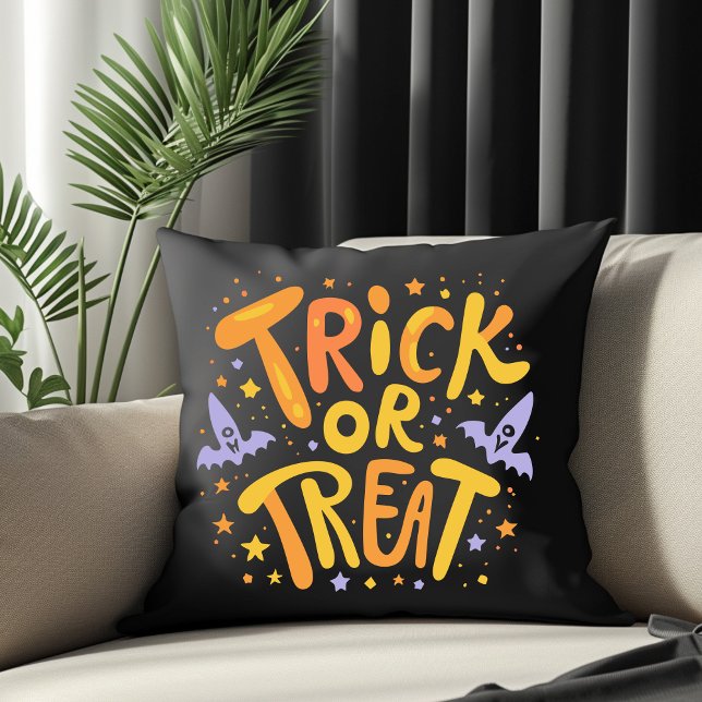Trick or Treat Modern Halloween Writing Kudde (Skapare uppladdad)