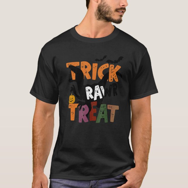 Trick Rawr Treat Dinosaur Rex Mamma Saurus Spooky  T Shirt (Framsida)