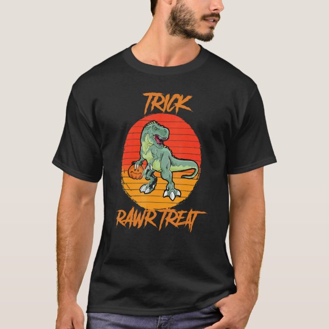 Trick Rawr Treat Halloween Rex Dinosaur T Shirt (Framsida)