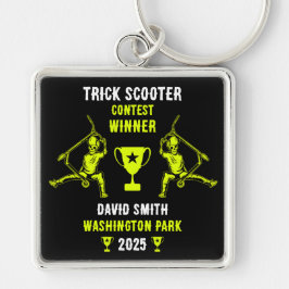 Trick Scooter Rider-pris Fyrkantig Silverfärgad Nyckelring