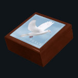 Trinket Box Dove Minnesask<br><div class="desc">Trinket box som visas i golden ekträ med duvtryck. Stor storlek visas. Anpassa det här objektet eller köp som det är. Lagrar Image freepik.com</div>
