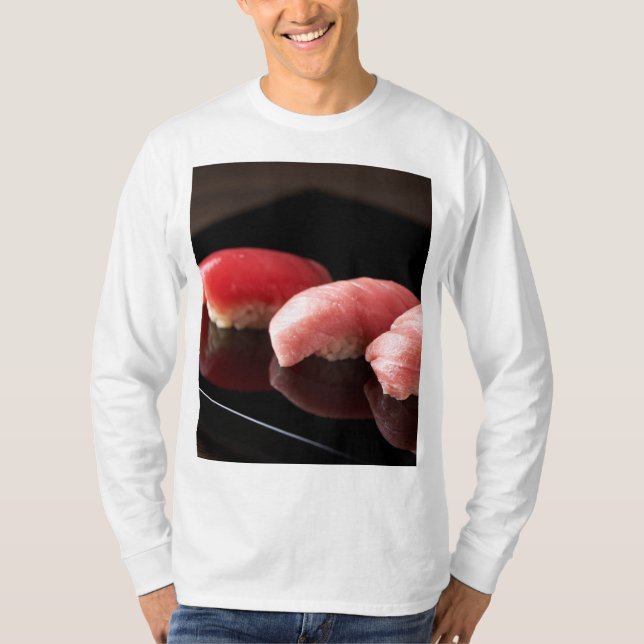 Trio of Tuna – Serene Red Beauty T Shirt (Framsida)