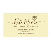 Triple Hearts And Crown Affärsretur