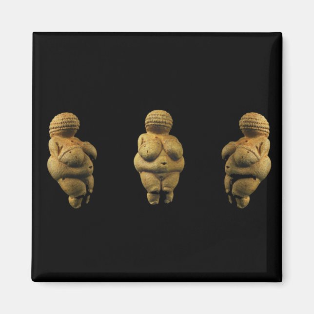 Triple Venus of Willendorf magnet (Framsidan)