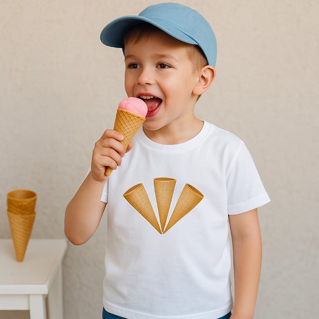Triple Waffle Ice Cream Cone Sommar Dessert T Shirt (Skapare uppladdad)