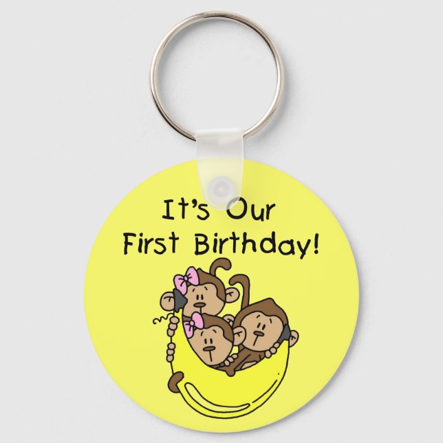 Triplet 1st - Two Girls One Boy Tshirts and Gifts Nyckelring (Framsida)