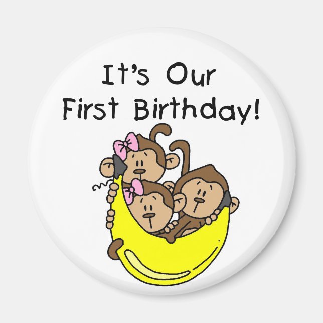 Triplets 1st - Två pojkeTshirts och gåvor för Magnet (Framsidan)