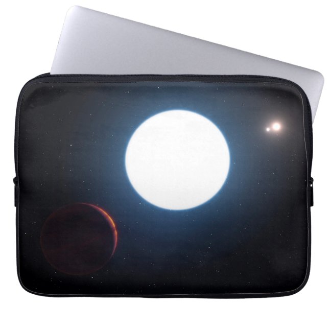 Trippelstjärnsystemet HD 131399 Laptop Fodral (Framsidan)