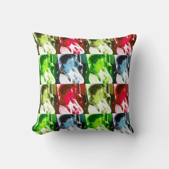 Trippy Pillow Kudde (Framsida)