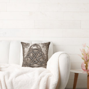 Triquetra Trinity Knot Sepia Faux Metallic Tin Kudde