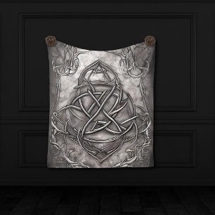 Triquetra Trinity Knot Silvery Pewter Faux Metall Fleecefilt