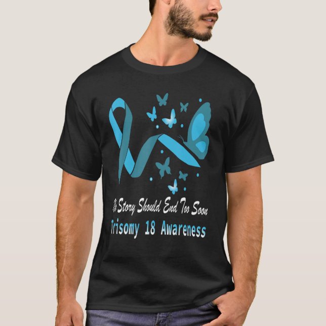 Trisomy 18 Awareness Butterfly Support Light Blue  T Shirt (Framsida)