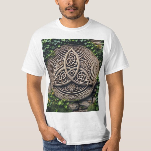 Trisquel Celta: Símbolo de Eternidad T Shirt (Framsida)