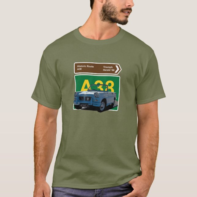 Triumph Herald.1966 Brittiska. Historisk väg A38. T Shirt (Framsida)